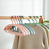 Plastic Anti-slip Hanger